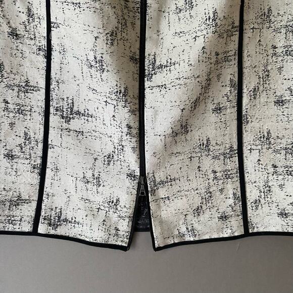 Narciso Rodriguez size‎ 42 made in Italy silk pencil skirt - Picture 7 of 9